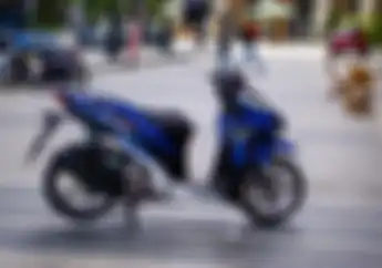 Modifikasi Honda Vario 150 Minimalis, Grafis Bodi Nyentrik Plus Kaki-Kaki Jempolan