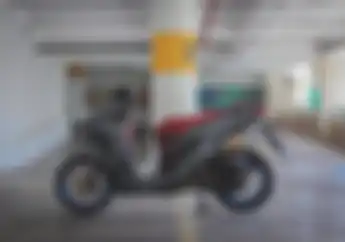 Modifikasi Honda Vario 150, Disiram Warna Elegan Dan Pelek Jari-Jari Menawan