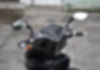 Kenapa Spion Motor Ada Dua? Simak Penjelasan Pakar Safety Riding Yuk!