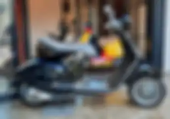 Banyak Yang Gak Ngeh, Vespa 946 Punya Fitur Keselamatan Mirip Moge