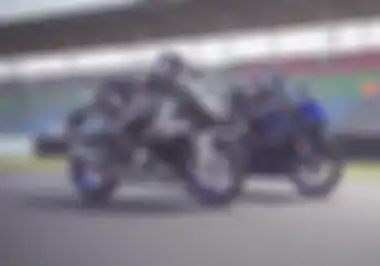 Yamaha YZF-R15 V4 Dilaunching, Pistonnya Bisa Bikin Kenceng NMAX Lo!