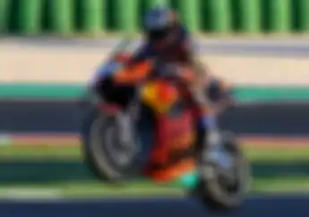 Bos KTM Bilang Pembalap MotoGP Yang Nikahi Adik Sendiri Sedang Terpuruk