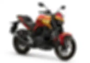 Motor Baru Yamaha 250cc Khusus Pecinta Iron Man Resmi Dijual, Livery Spesial Harga Segini