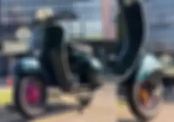 Modifikasi Motor Vespa Super Tahun 1974, Kaki-kaki Bikin Terpesona