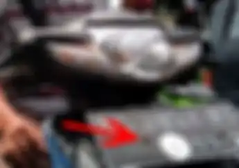 Awas Kena Tilang, Polisi Tahu Pajak Motor Sudah Mati dari Stiker yang Nempel di Pelat Nomor