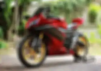 Modifikasi Yamaha R15 V2 Ala R6, Sekilas Bukan Motor 150 cc Nih