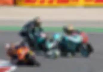 Jadi Pelaku Tabrak Lari di Moto3 Algarve 2021, Darryn Binder Dikecam Pembalap MotoGP