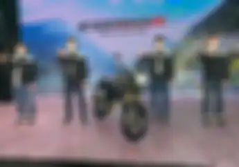 Motor Baru Honda CB150X Resmi Meluncur Pertama di Dunia, Cocok Buat Bikers yang Hobi Touring Nih!