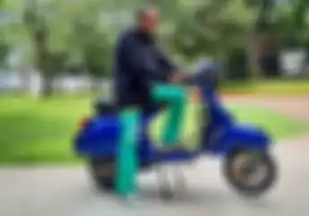 Senangnya Pak Husein, Vespa PS 150 Untuk Kerja Selesai Direstorasi