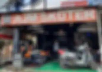 Paket Servis Vespa Matic di Bengkel Spesialis AJM Skuter, Mulai Segini