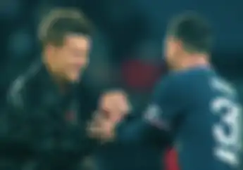 Video Juara Dunia MotoGP 2021 Fabio Quartararo Kick Off Bareng Messi 