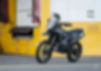 Modifikasi Husqvarna 701 Ubah Tampang Jadi Motor Rally, Bodi Penuh Karbon!