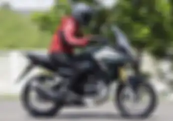 Review Pertama Honda CB150X, Banyak Bedanya Dengan CB150R Nih