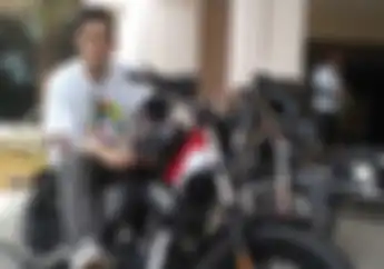 Potret Rizky Nazar Bareng Moge Harley-Davidson, Awas Bikin Cewek Meleleh