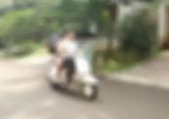 Raffi Ahmad Beli Vespa 946 Christian Dior, Nagita Slavina Auto Happy