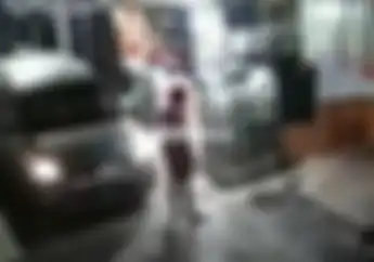 Pengemudi Mobil Tabrak Motor Malah Maki Pemotor Sambil Acungkan Pistol, Begini Kata Saksi Mata