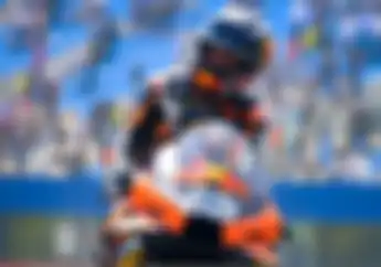 Wuih, Pembalap MotoGP Yang Nikahi Adiknya Sendiri Rayakan Ulang Tahun