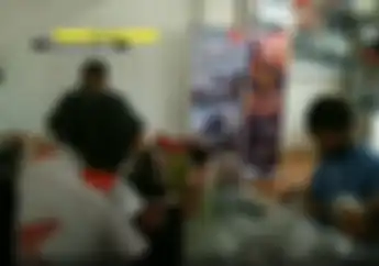 Video Bukti Pedagang Kerupuk Berhasil Tukarkan Uang Koin Dengan Motor Honda PCX 160 CBS