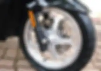 Ternyata Ini Plus Minus Pakai Pelek Racing di Motor, Lebih Mantap dari Pelek Jari-Jari?