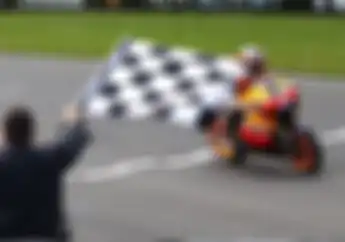 Arti 11 Bendera Yang Dipakai Dalam Balapan MotoGP, Nomor 5 Bikin Sedih