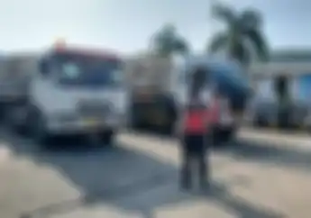 Wow, Logistik Tribun Penonton MotoGP Indonesia 2022 Tiba Di Sirkuit Mandalika