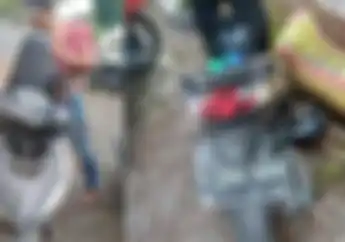 Rem Mendadak Ngelos Satu Keluarga Kecelakaan, Tabrak Tumpukan Sekam di Turunan Cangar