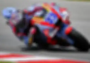 Jelang Tes Pramusim Mandalika, Kamar Pembalap MotoGP Enea Bastianini Kedatangan 'Batman'