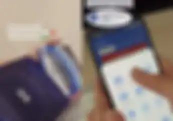 Wanita Ini Bagikan Cara Perpanjang SIM Online dari HP, Bisa Ditiru Nih