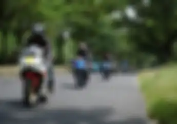 Serunya bLU cRU Fun Riding Road to Mandalika di Bali Bareng Yamaha R15