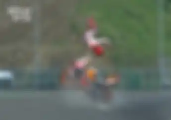 BREAKING NEWS, Marc Marquez Crash di Warm Up MotoGP Mandalika 2022