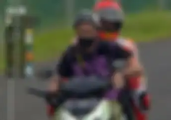 Honda Vario Pajak Mati Bonceng Marc Marquez, Bikin Netizen Ngakak