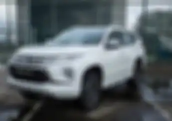 Mau Beli Pajero Sport Hanya Pakai Sandal Jepit Naik Motor dan Bawa Uang Koin, Ini Perlakuan Sales Dealer