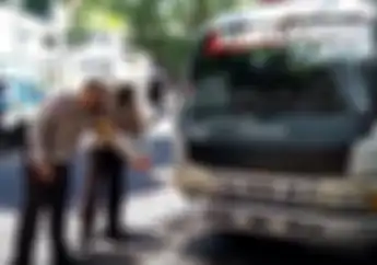 Video Ambulans Pembawa Jenazah Tabrak Pemotor Honda Scoopy Di Parepare