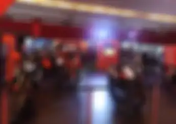 Artis Sampai Anggota IMI Ramai-ramai Sambangi Booth KTM, Ada Apa Nih?