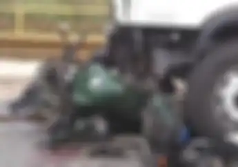Polisi Naik Motor Tewas Ditabrak Truk Logistik MotoGP di Argentina