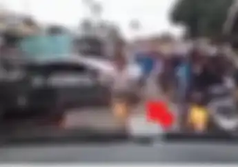 Video Pria Halangi Mobil Ambulans yang Membawa Pasien di Sukabumi, Ternyata PNS Polri