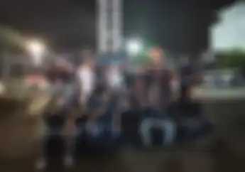 Klub Motor Fazzio Owner Club Indonesia Rayakan Deklarasi Sambil Berbagi Takjil