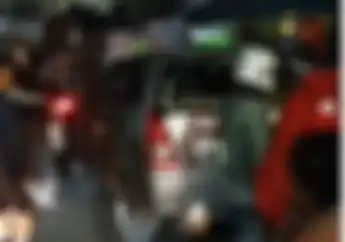 Beringas, Video Pemotor Ramai-ramai Hancurkan Toyota Innova di Malang, Begini Kronologinya