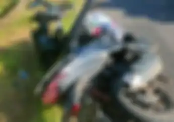 Gagal Nyalip Motor, Pengendara Vario Tewas Beradu dengan Minibus