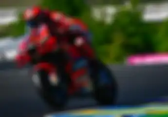 Gagal Tampil Apik, Murid Valentino Rossi Sindir Kondisi Aspal Sirkuit Catalunya
