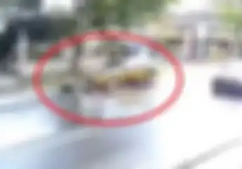 Brakkk, Driver Ojol Ditabrak Mobil Polisi di Tulungagung Sampai Mental, Begini Kelanjutannya