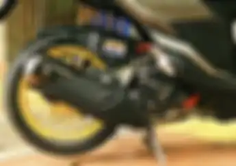 Pasang Knalpot Honda PCX 160 Ke Vario Lama, Apa Saja Ubahannya?