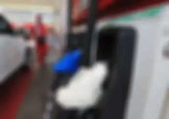 Mau Isi Bensin Pertalite Harus Bawa Handphone dan Unduh Aplikasinya Jika Tidak Akan Ditolak  