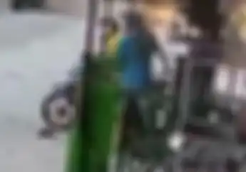 Heboh Driver Ojol Dipukul Penumpang di Pekanbaru Rumah Pelaku Sampai Dikepung, Diduga Karena Ini