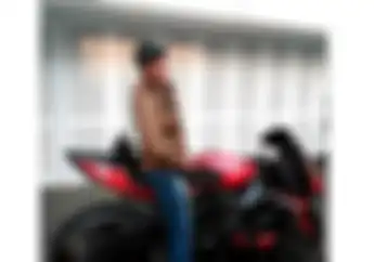 Ramai Kalina Ocktaranny Disebut Mirip Kiwil, Intip Gayanya Naik Moge Kawasaki Ninja ZX-6R