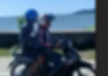 Pasien RS Kabur Naik Motor Sambil Pegang Botol Infus Saat Gempa Mamuju