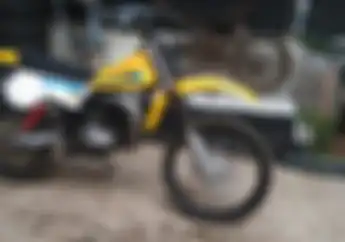 Modifikasi Suzuki TS100 Bergaya Ala Trail Tua, Kepincut Model Suzuki RM125