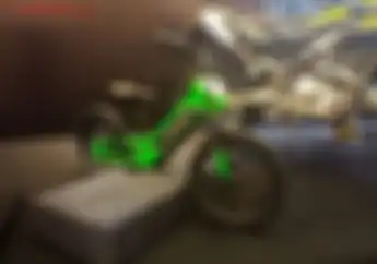 Kawasaki Memperkenalkan Motor Listrik untuk Anak Kecil yang ingin Bermain Motorcross