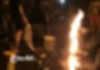 Sebuah Vespa Terbakar Dilalap Api di Denpasar, Diduga Karena Gangguan Mesin