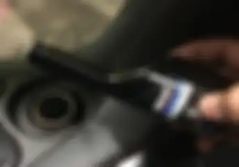 Cara Praktis Servis Mesin Motor dengan Menggunakan Carbon Cleaner